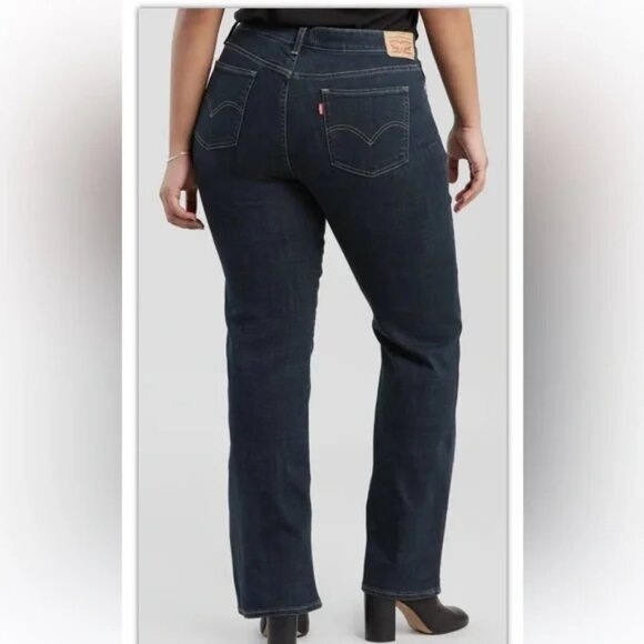 Levi's Women's Plus Size Mid-Rise Classic Bootcut Jeans Dark Wash Size 20W‎ Long - Picture 4 of 10
